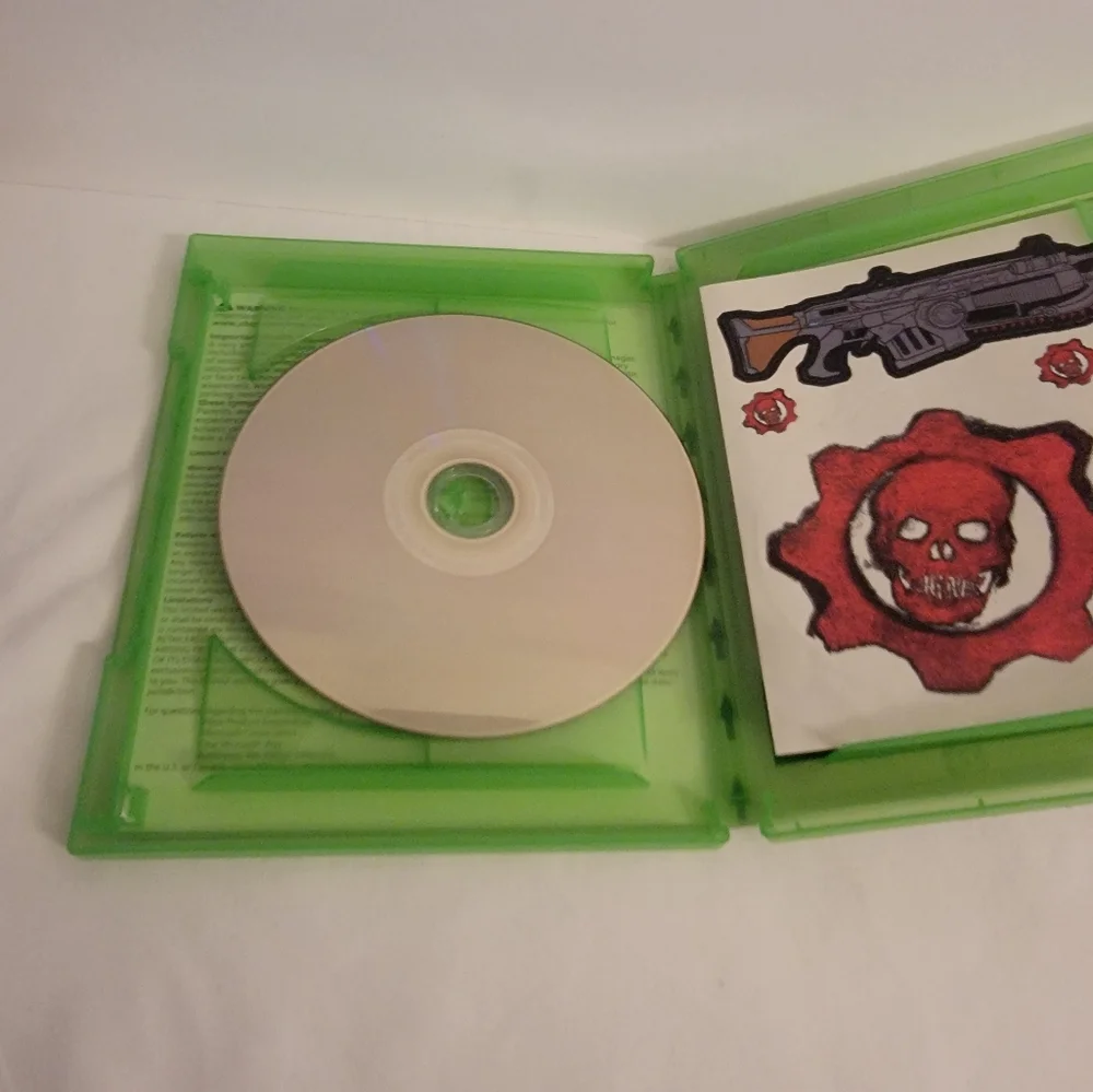 Gears of War 4 (Microsoft Xbox ONE) w/ Original Case & Stickers, TESTED